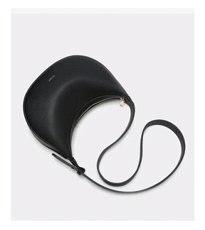 Bolsa  – Modelo Meia-Lua, Estilo Crossbody, Elegante